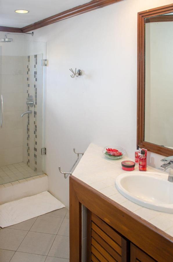 Exclusive Penthouse With Paradise Sea View Grand Baie Bagian luar foto